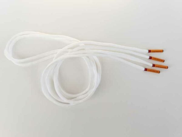 Paire de lacet blanc embouts orange