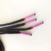 Paire de lacet noire embouts rose