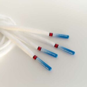 Paire de lacet blanche embouts nation