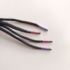 Paire de lacet noir embouts iridescent