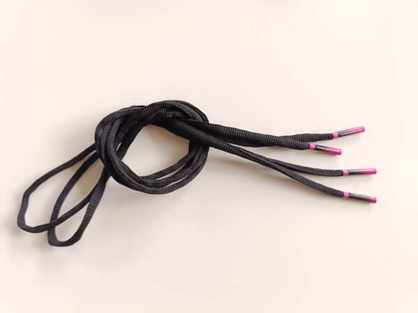 Paire de lacet noire embouts Pink-fade